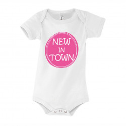 New in town girl